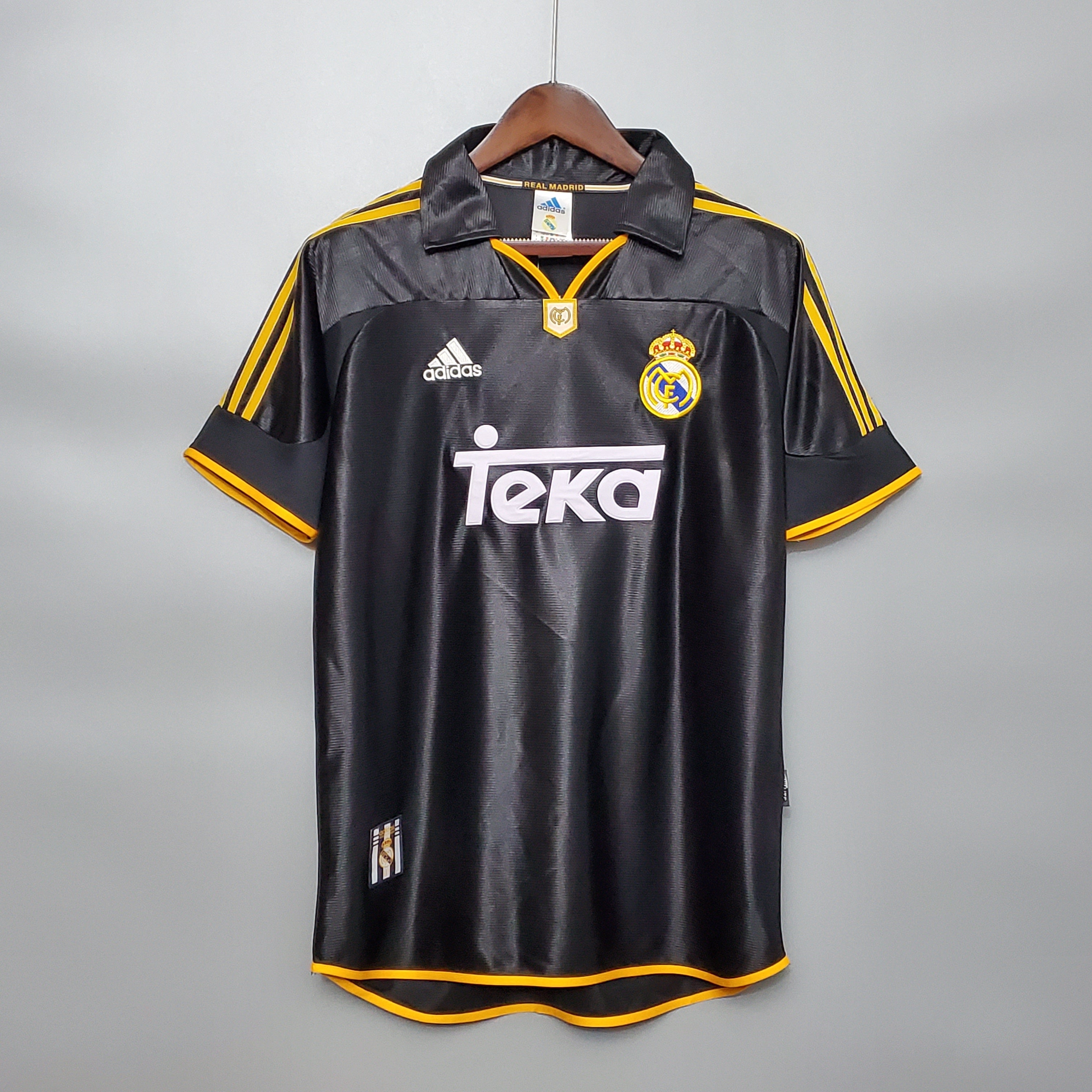 Real Madrid 98/99 Away