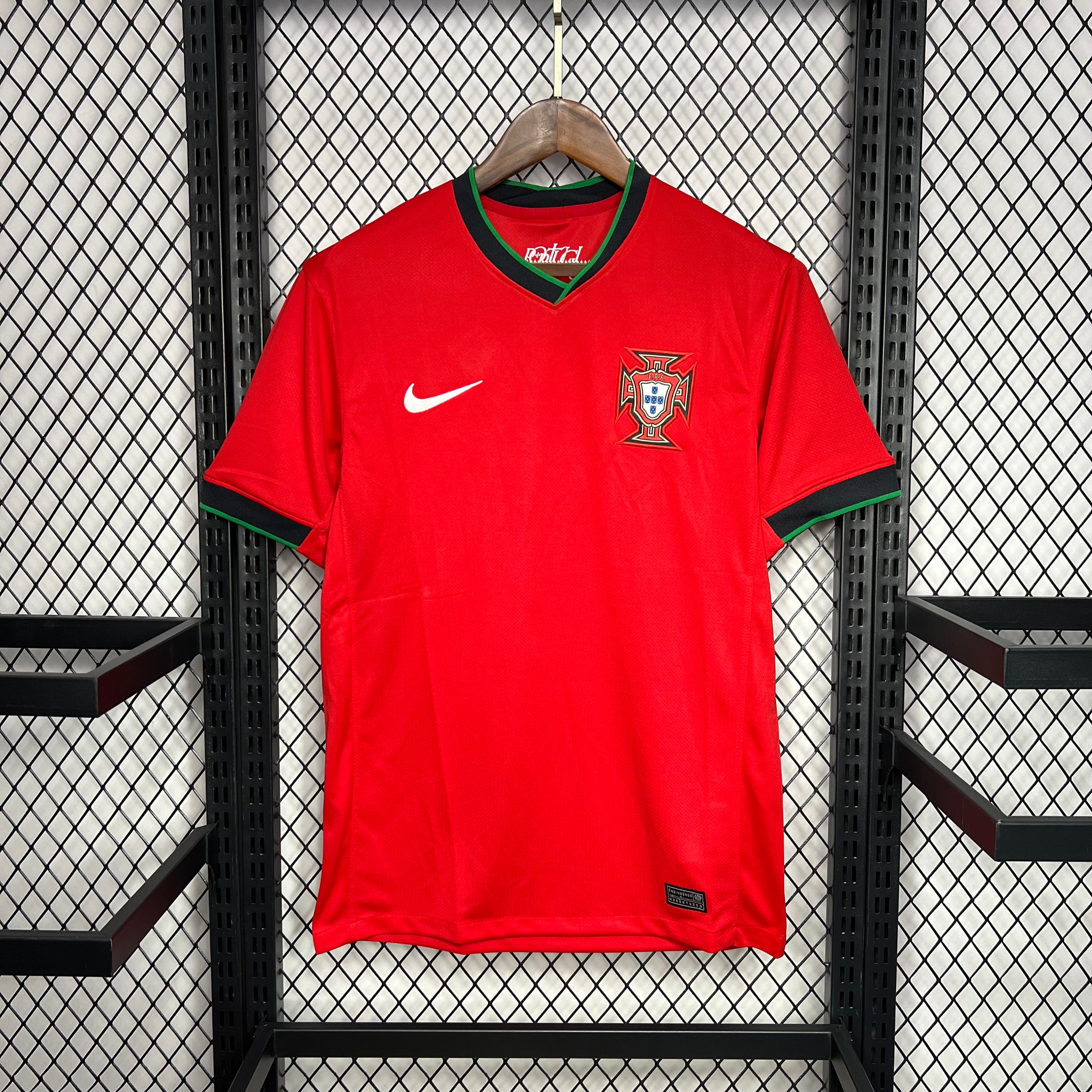 Portugal 24/25 Home