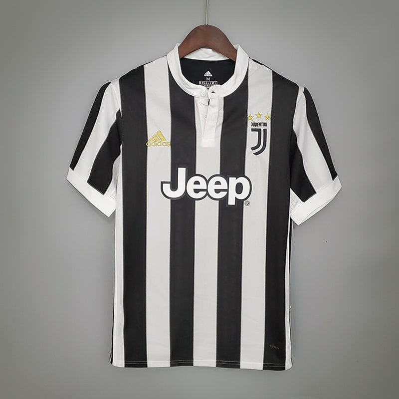 Juventus 17/18 Home