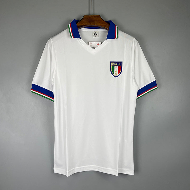 Italy 1982 Away