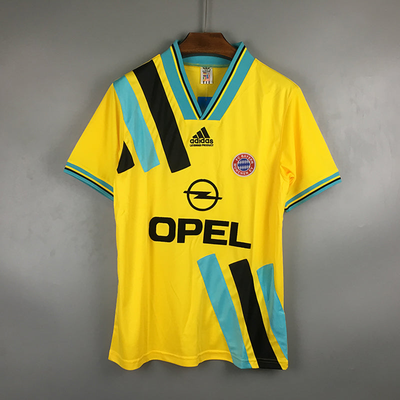 Bayern 93/94 Away