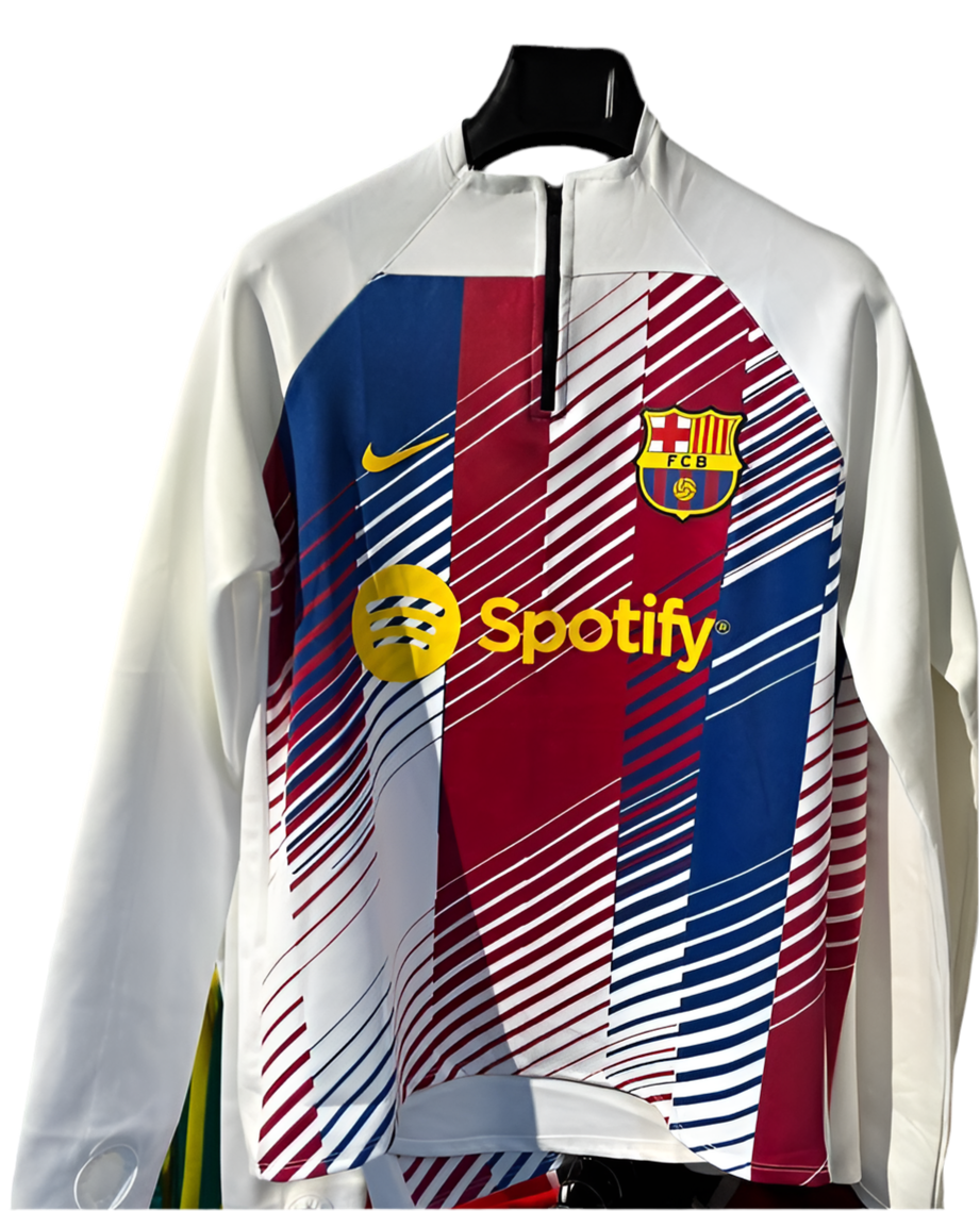 Nike Barcelona Pull Over white