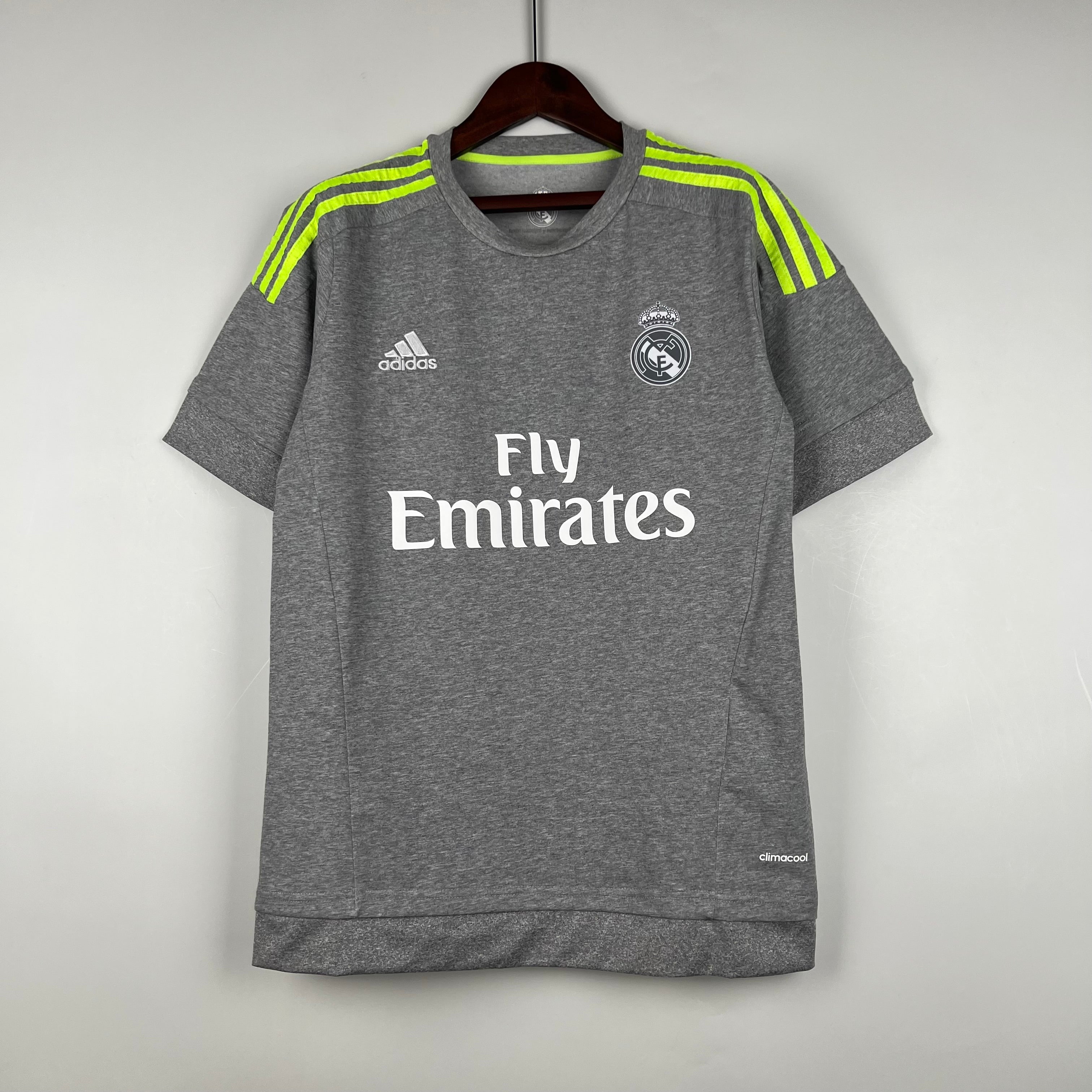 Real Madrid 15/16 Away