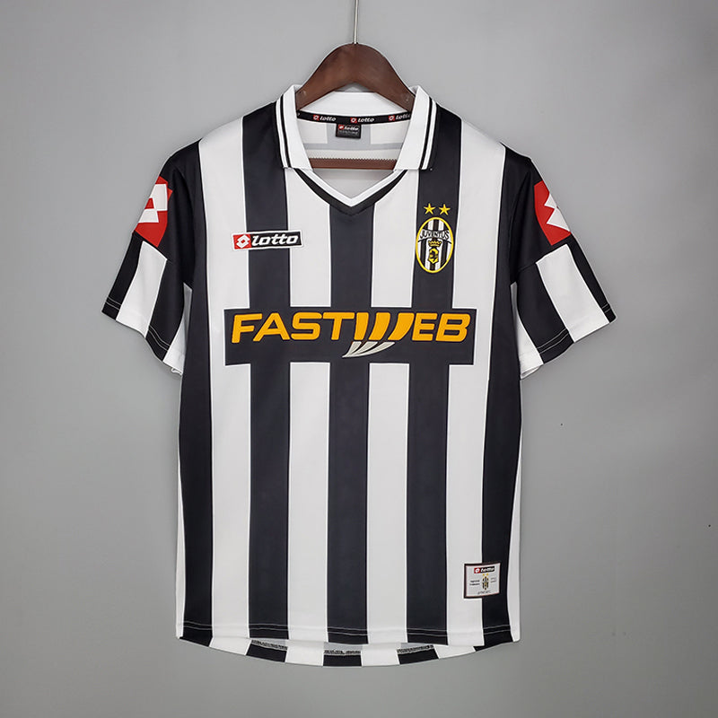 Juventus 01/02 Home